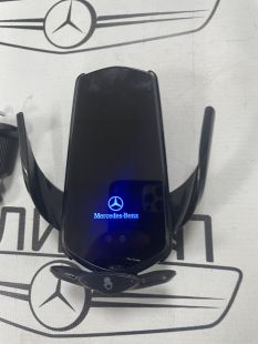Держатель для телефона Mercedes-Benz с зарядкой Держатель для телефона Mercedes-Benz с зарядкой